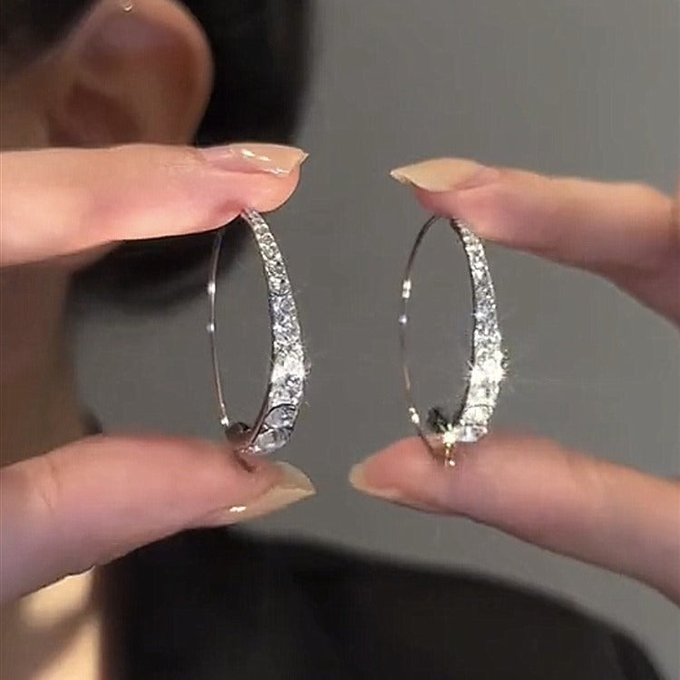 Women's Simple Graceful Diamond Round Ring Earrings